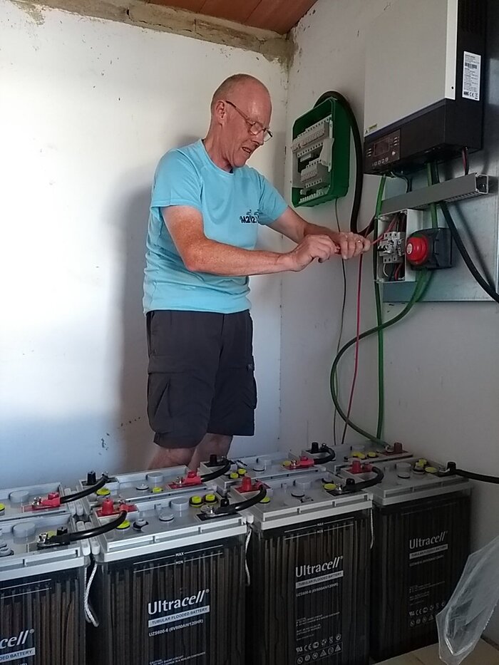 Instaling the Solar System