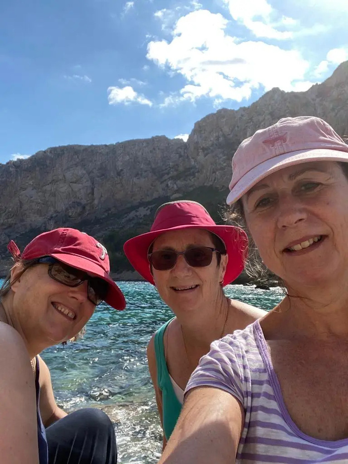 Flo, Feeney & Krissie