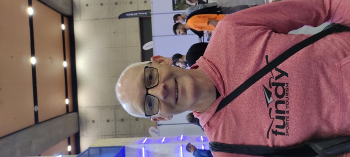 Garth at the Valencia Marathon Expo